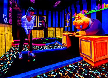 glow in the dark minigolf 5737